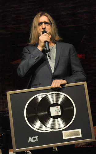 Podwójna Platyna Leszka Możdżera certyfikowana przez ZPAV